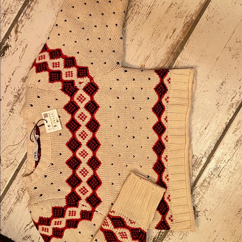 Zara sweater new size small
